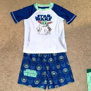 Gently used stars wars rash guard swim set size 5T